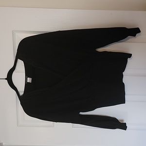 XL black Venus sweater